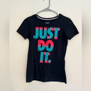 Nike • Just Do It Slim Fit tee